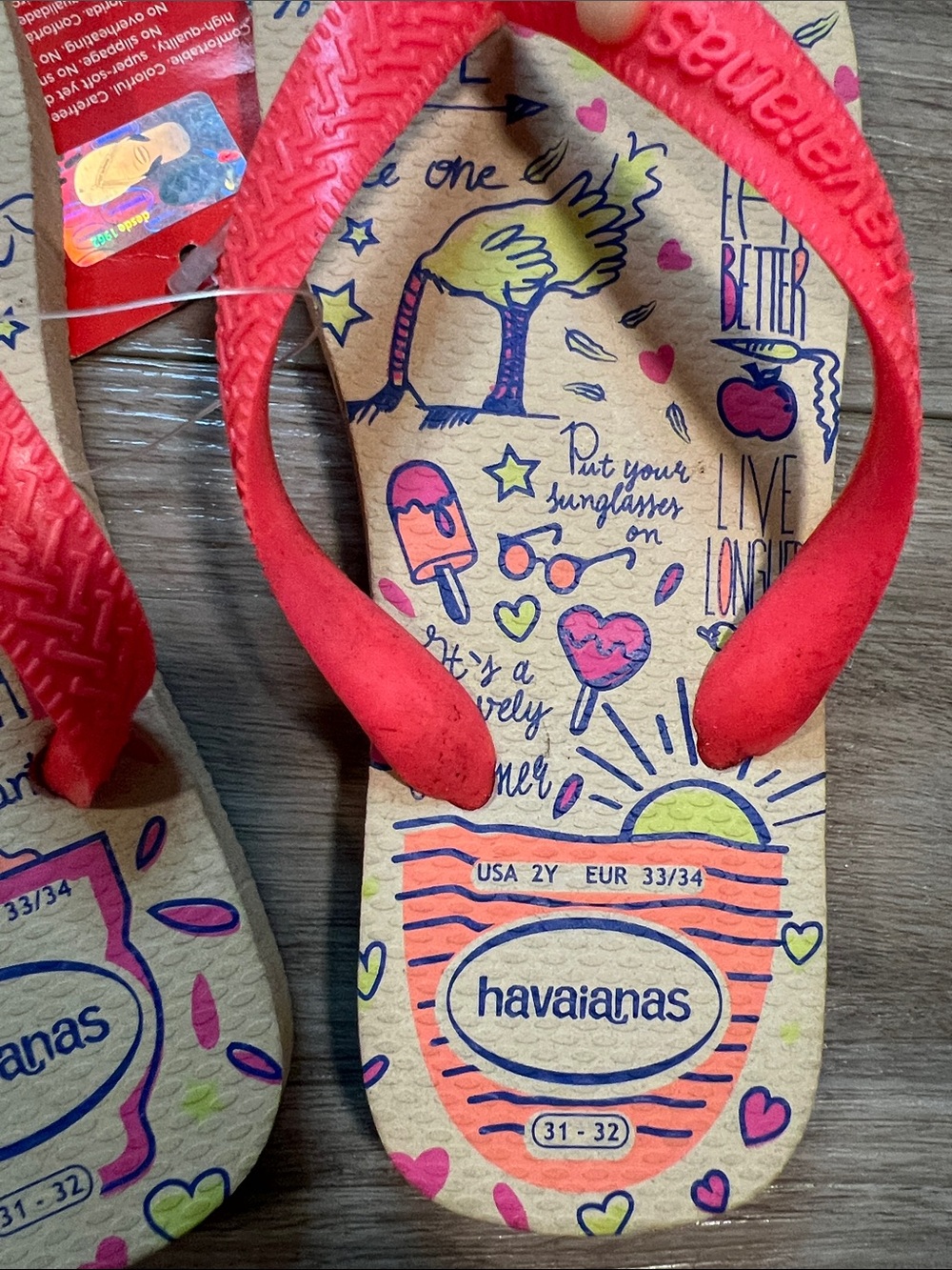 Glow in the Dark Havaianas Kids Flip Flop with Coral Straps and Multicolor Print